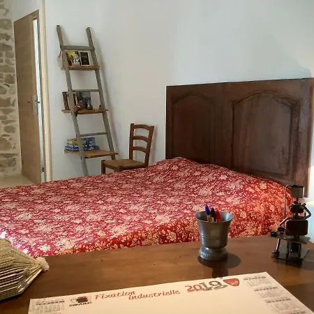 De Fil En Aiguille 호텔 피에르랏트